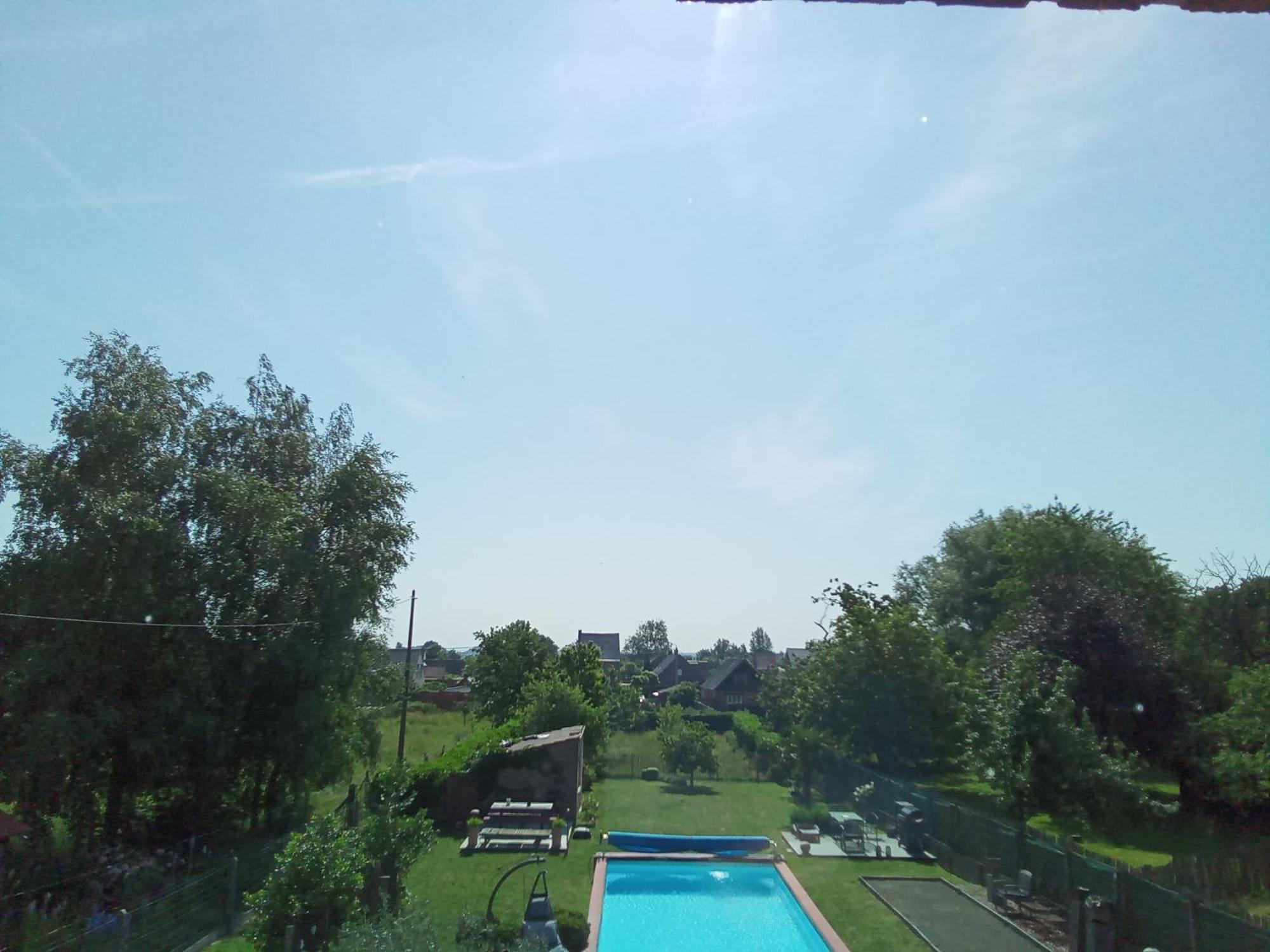 On Dirait Le Sud Hotel Chievres Bagian luar foto